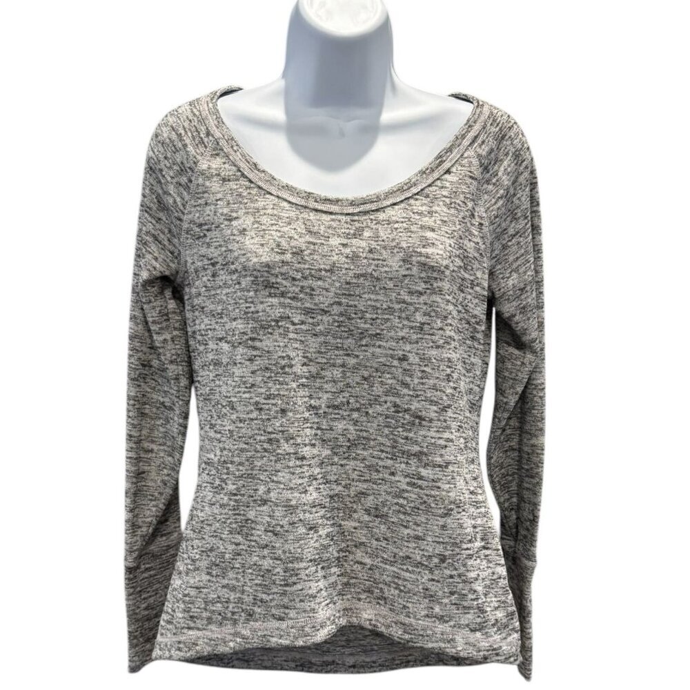 Athleta Gray Heathered Long Sleeve Pullover XS Activewear Top 🌫️